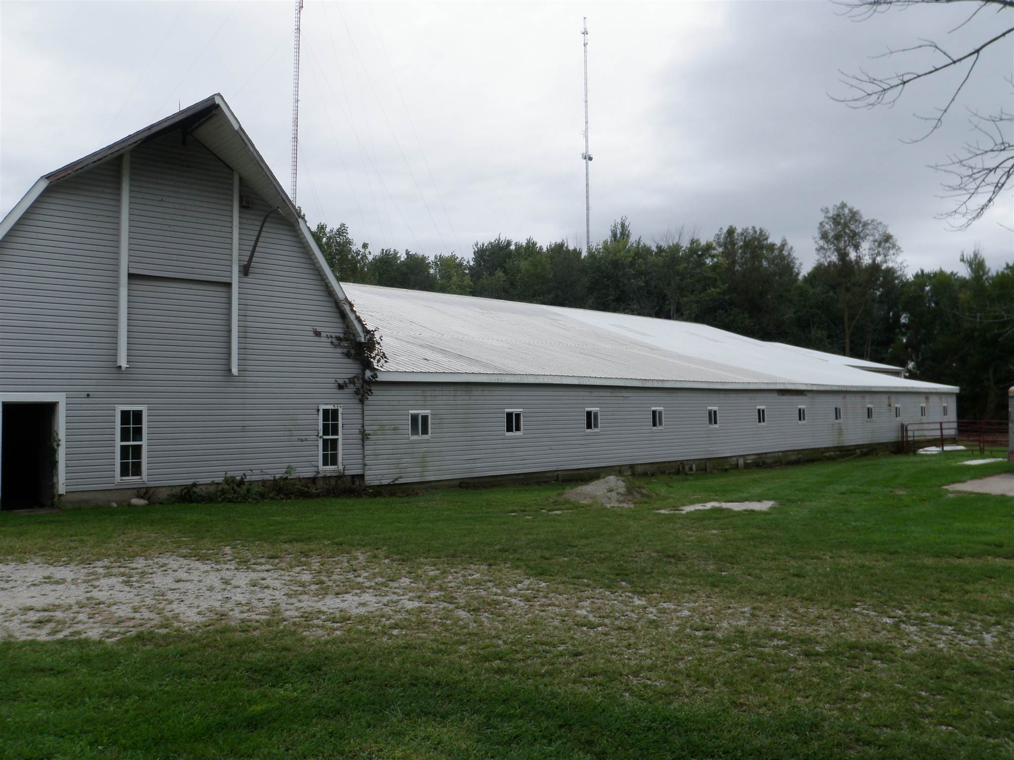 60151 Grass Road South Bend, IN 46614 - Photo 3 of 11 Gallery Image 3