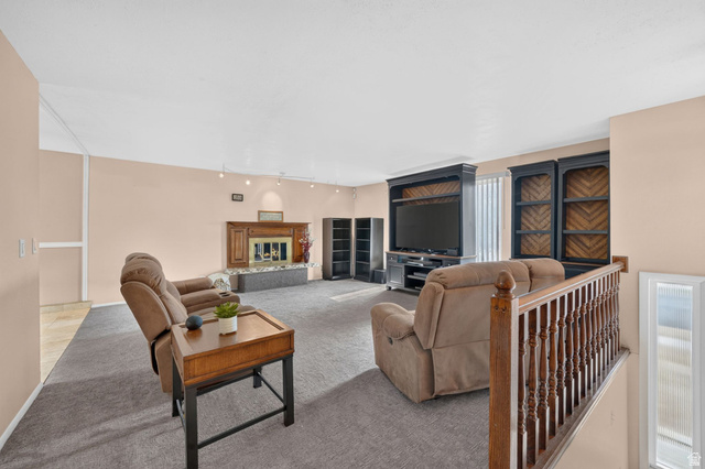 9545 South Robins Way Sandy, UT 84094 - Photo 11 of 32