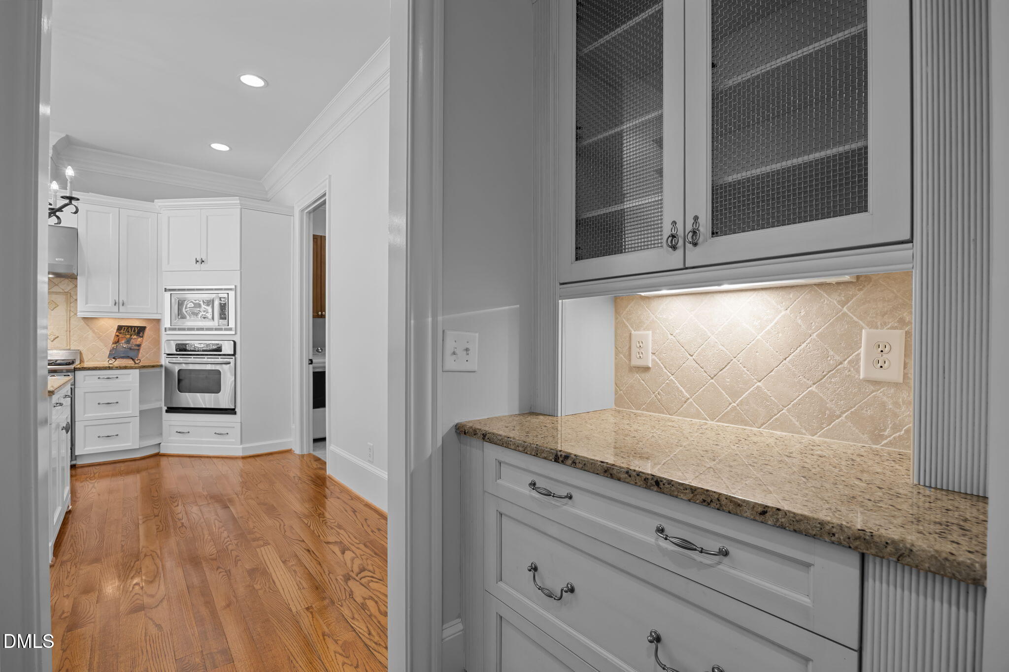 10101 Lobley Hill Lane Raleigh, NC 27613 - Photo 33 of 89 a view of cabinets and window
