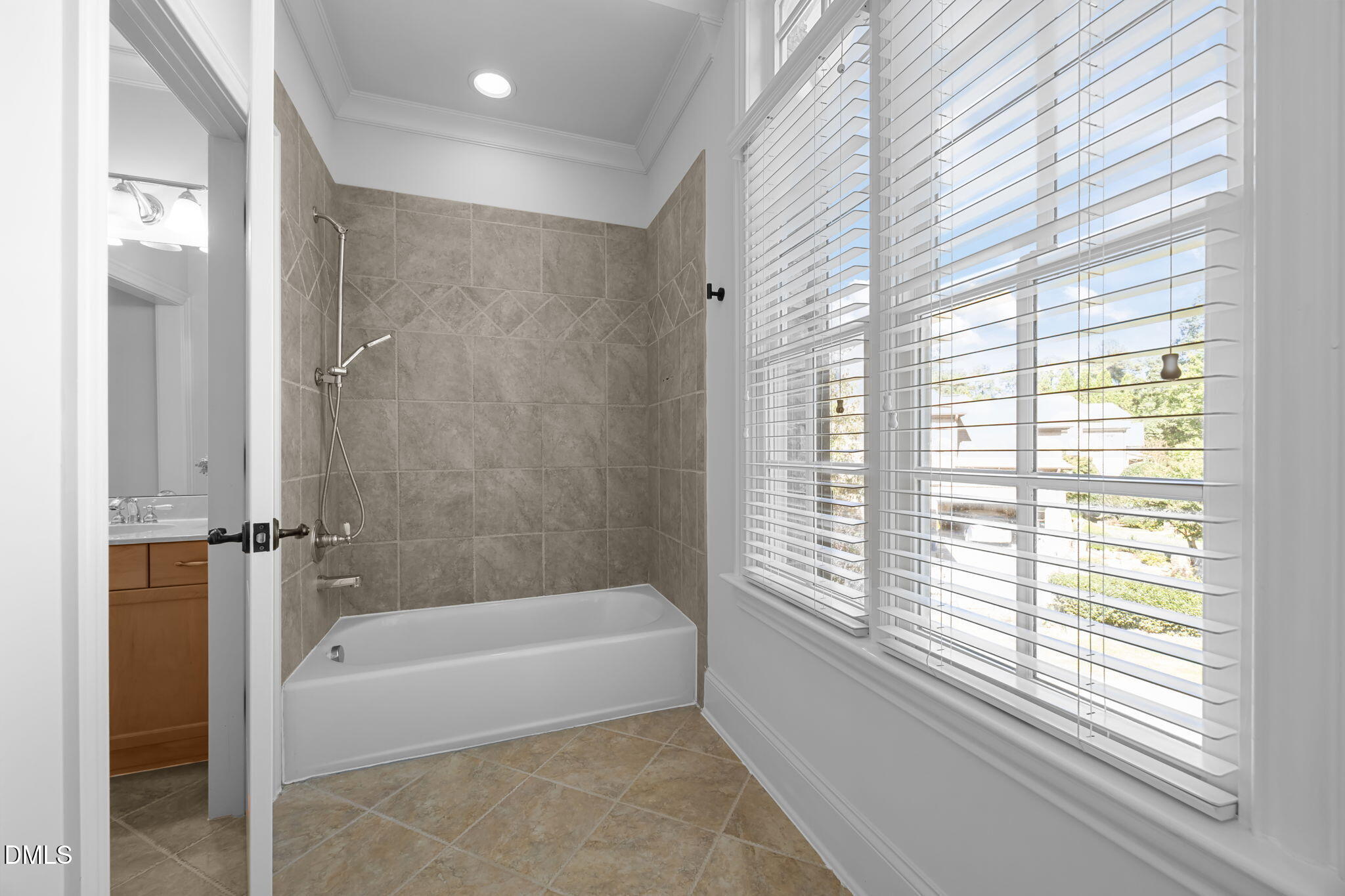 10101 Lobley Hill Lane Raleigh, NC 27613 - Photo 38 of 89 28-web-or-mls-IMG_9152