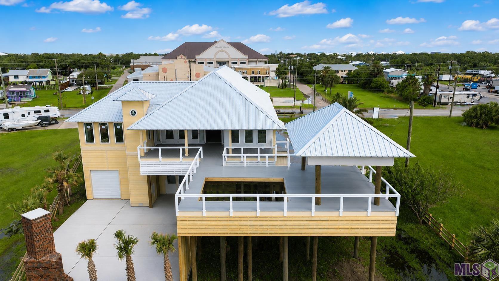 3098 Highway 1 Grand Isle, LA 70358 - Photo 6 of 12