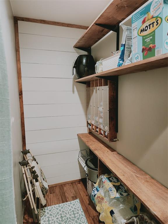 2009 Beam Road Columbus, IN 47201 - Photo 12 of 26 Gallery Image 12