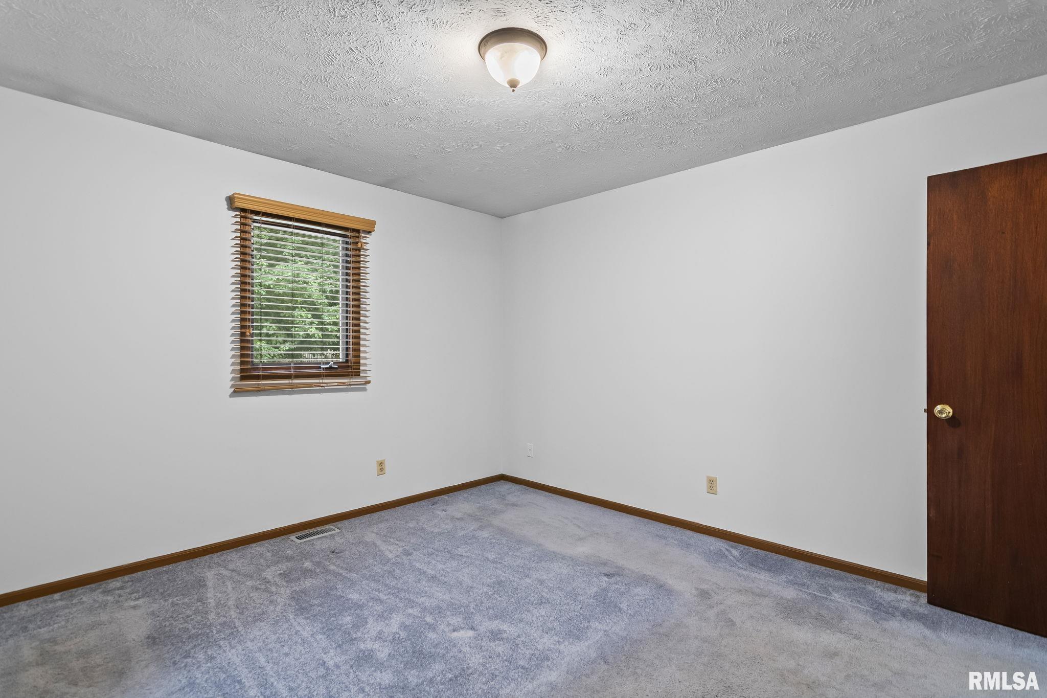 5225 Buford Street Springfield, IL 62703 - Photo 14 of 28