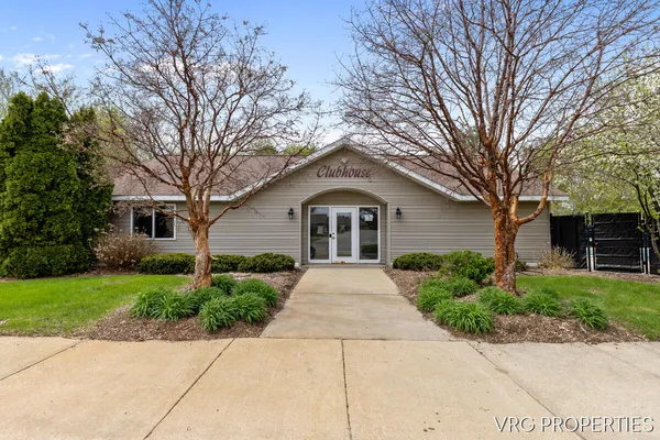 $209,900 | 8354 North Jasonville Court Southeast, Unit 46, Caledonia, MI 49316