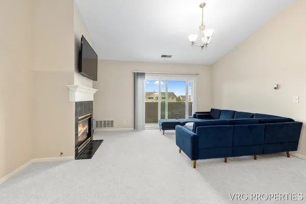 $209,900 | 8354 North Jasonville Court Southeast, Unit 46, Caledonia, MI 49316