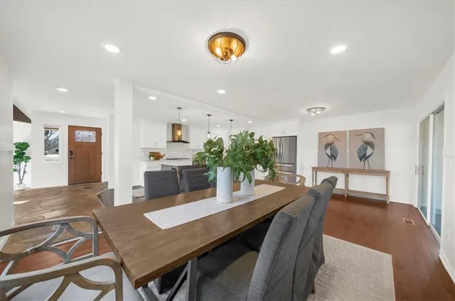 $765,000 | 130 Saddle Creek Drive, Roswell, GA 30076