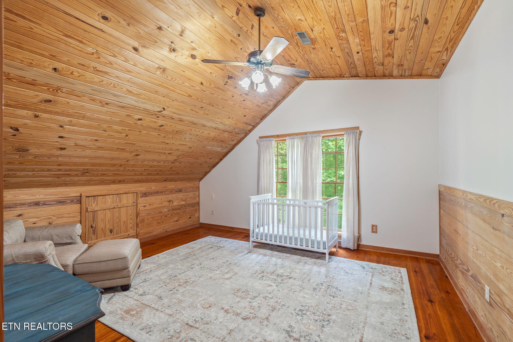 907 Paint Rock Ferry Road Kingston, TN 37763 - Photo 44 of 58 UPPER BEDROOM