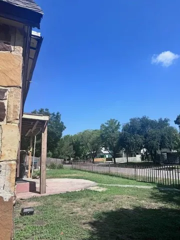 $179,000 | 500 Northwest 15th Street, Fort Worth, TX 76164