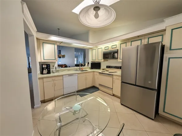 $2,600 | 5895 Autumn Lake Lane, Unit A, Boynton Beach, FL 33437