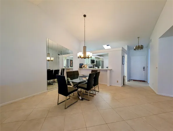 $2,600 | 5895 Autumn Lake Lane, Unit A, Boynton Beach, FL 33437