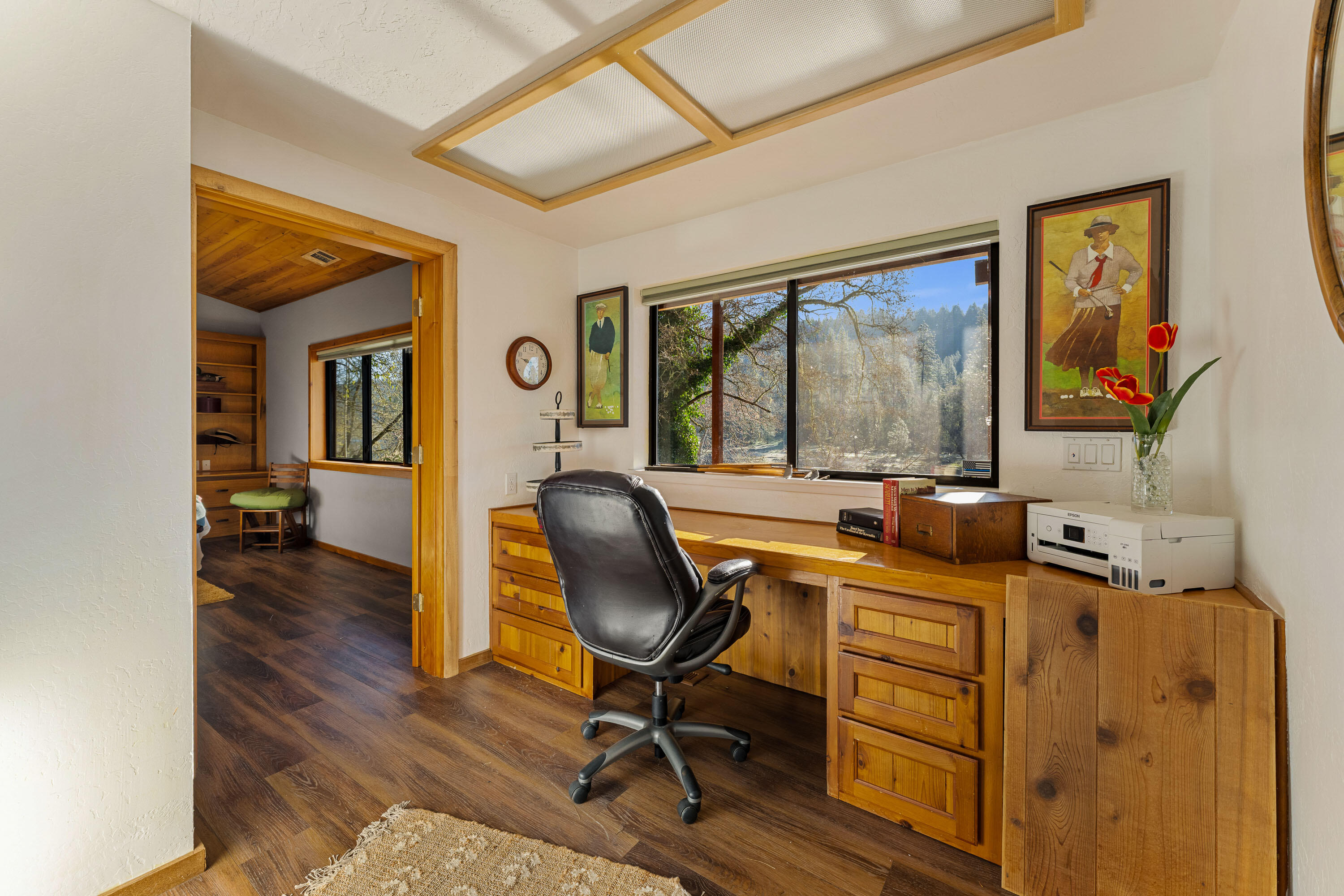4941 Riverbanks Road Grants Pass, OR 97527 - Photo 20 of 60 25-INT (17 of 20)