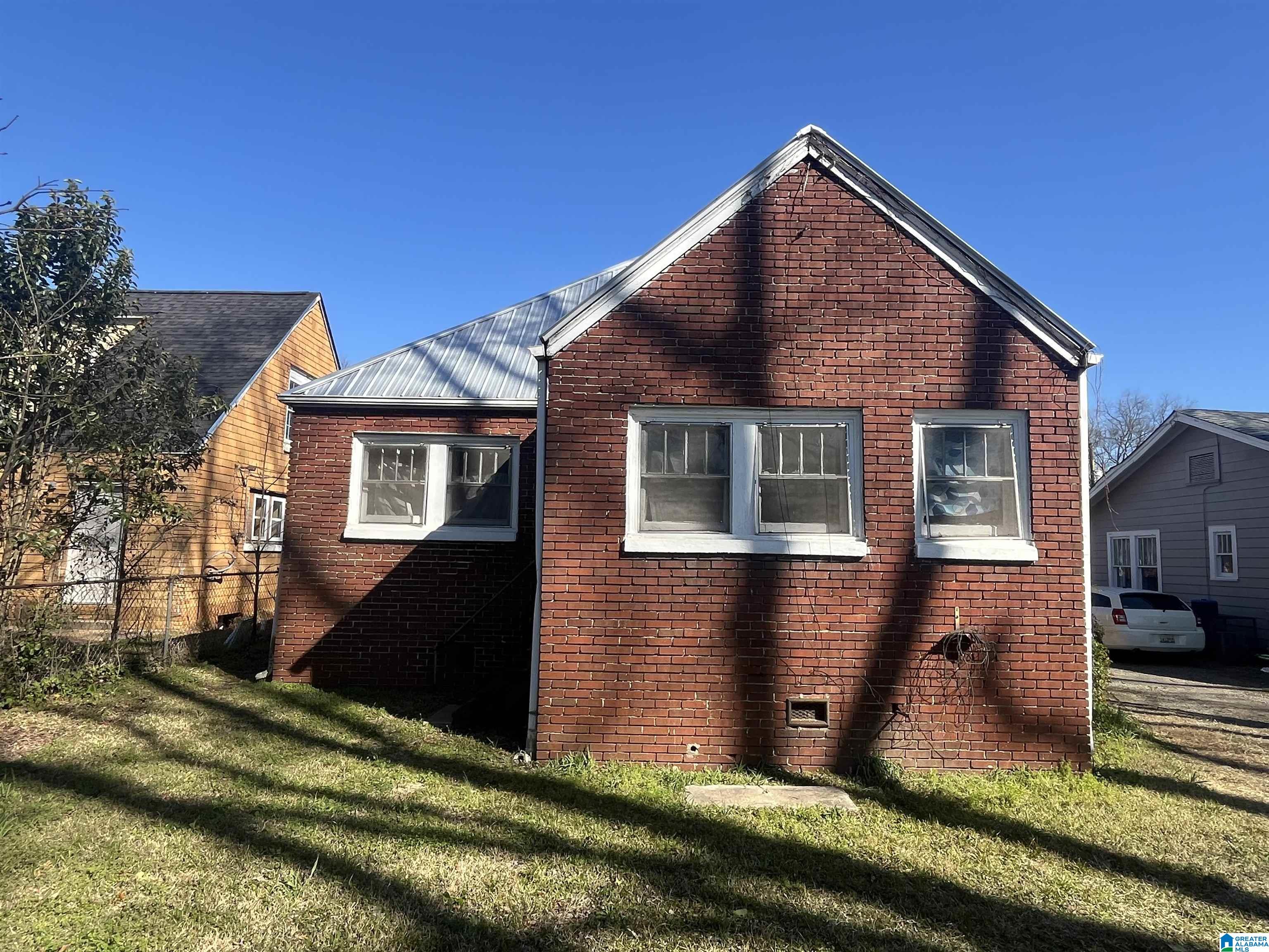 1432 19th Place Southwest Birmingham, AL 35211 - Photo 13 of 13