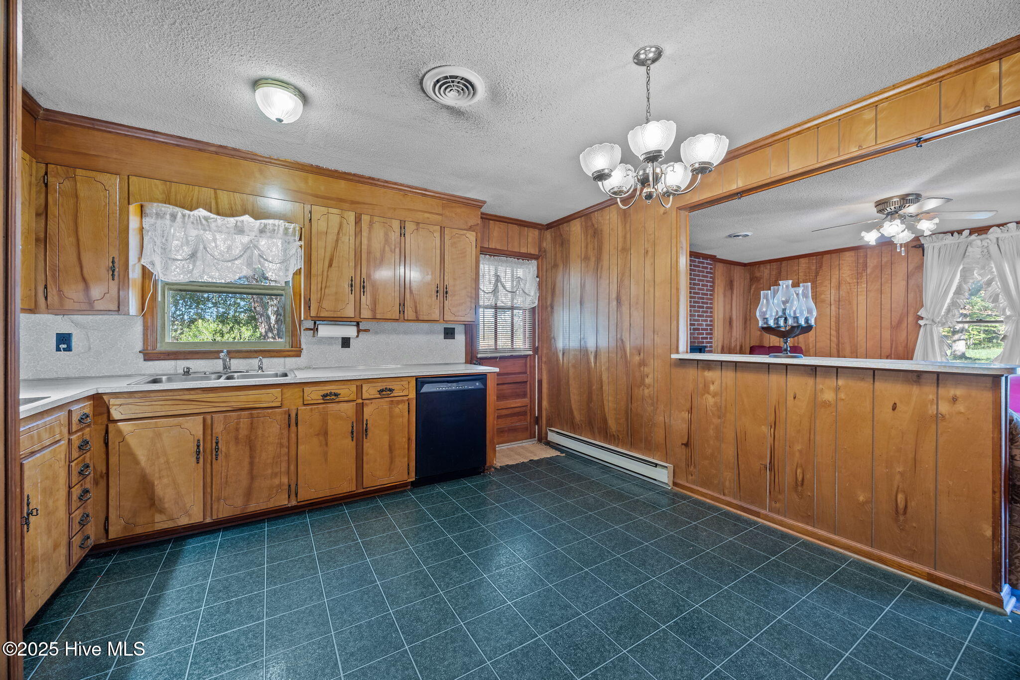 2933 Sound Side Road Columbia, NC 27925 - Photo 21 of 53 21-web-or-mls-IMG_1753