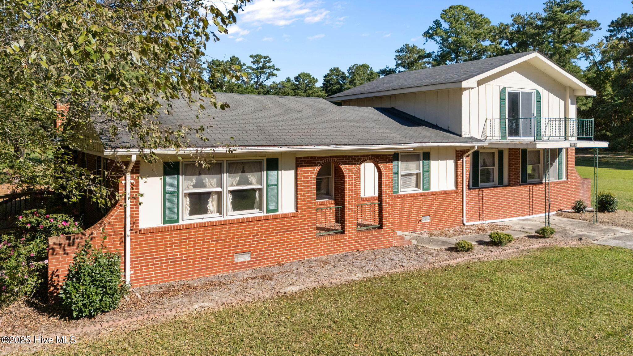 2933 Sound Side Road Columbia, NC 27925 - Photo 5 of 53 5-web-or-mls-DJI_20251020104456_0048_D