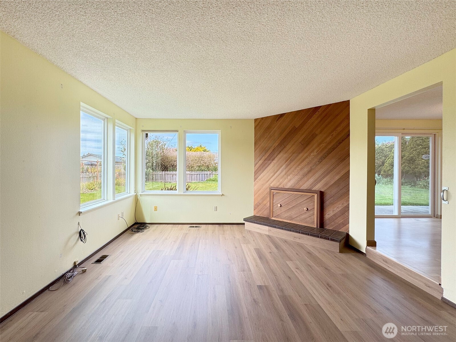41 McLaughlin Road Sequim, WA 98382 - Photo 6 of 40
