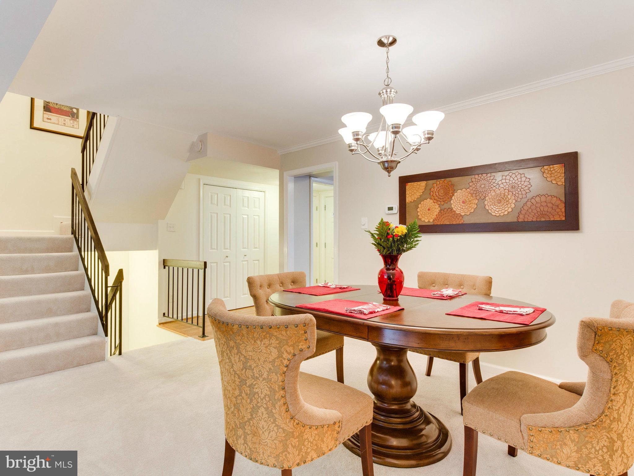 6042 Forrest Hollow Lane Springfield, VA 22152 - Photo 10 of 30 Dining Room