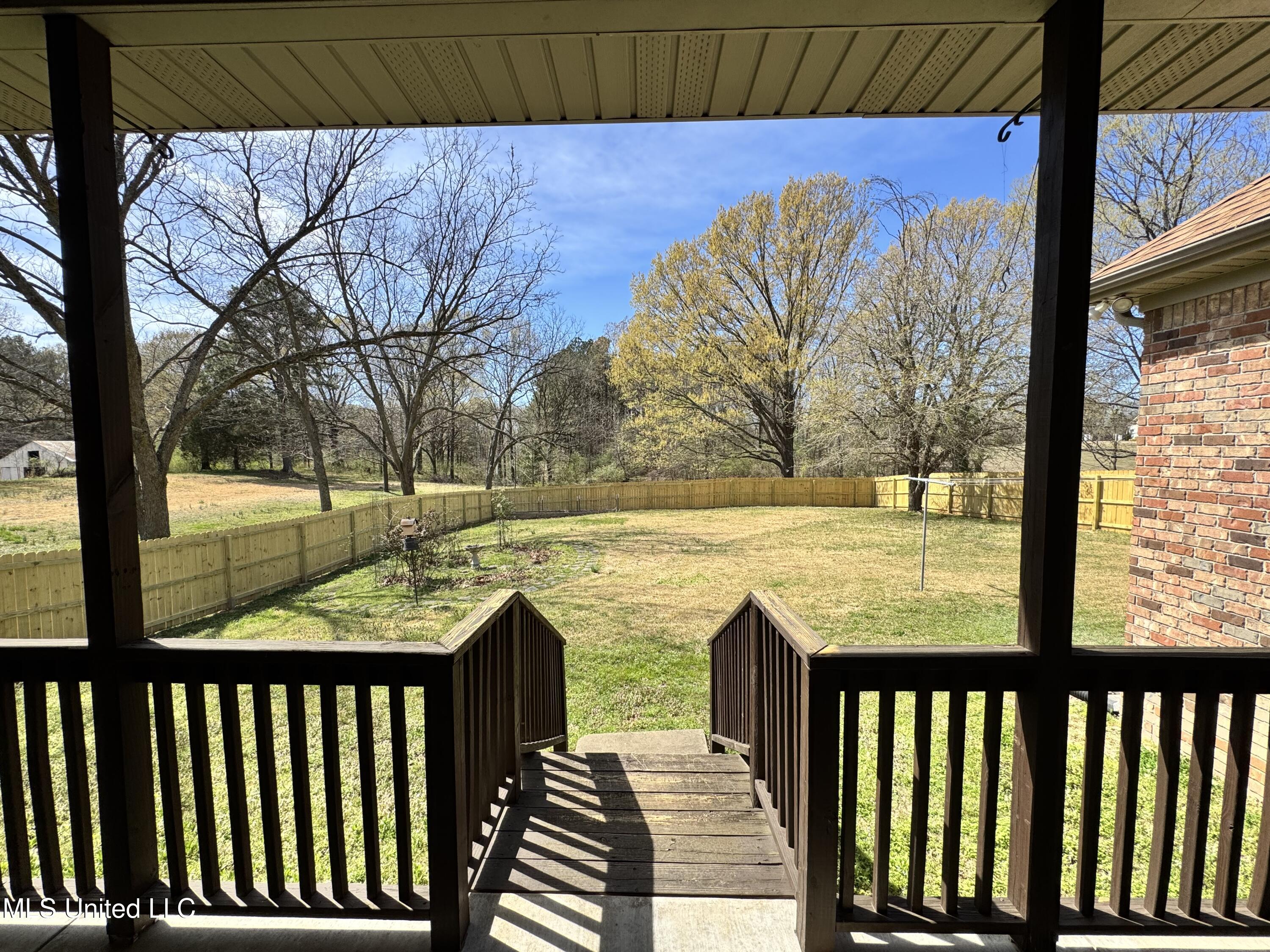 327 Getwell Road Hernando, MS 38632 - Photo 23 of 25 IMG_2540