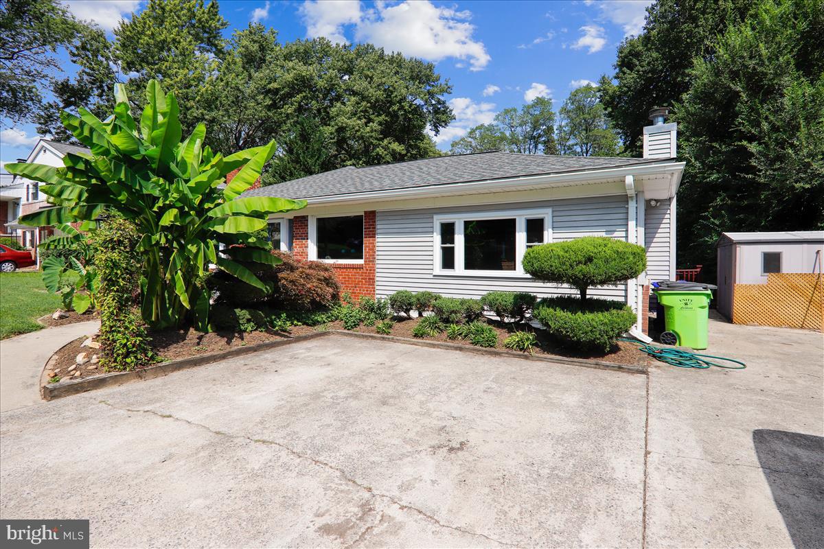 1028 Tanley Road Silver Spring, MD 20904 - Photo 3 of 63 Gallery Image 3