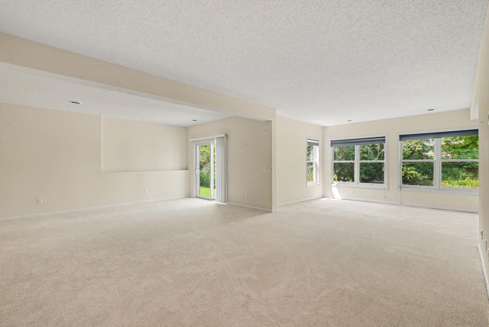 1615 Johnny Cake Ridge Lane, Unit L Eagan, MN 55122 - Photo 17 of 22 Gallery Image 17