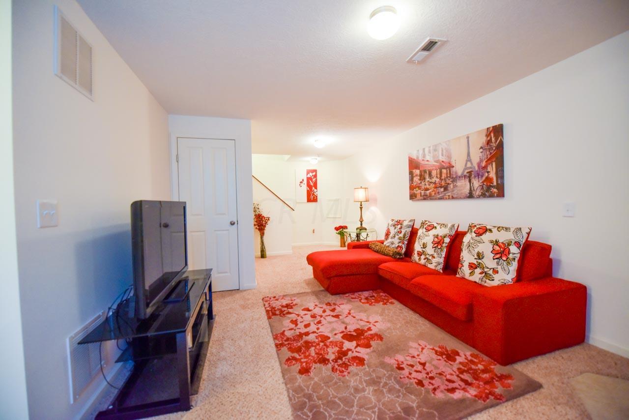 8337 Bruntsfield Road Columbus, OH 43235 - Photo 25 of 34 Gallery Image 25