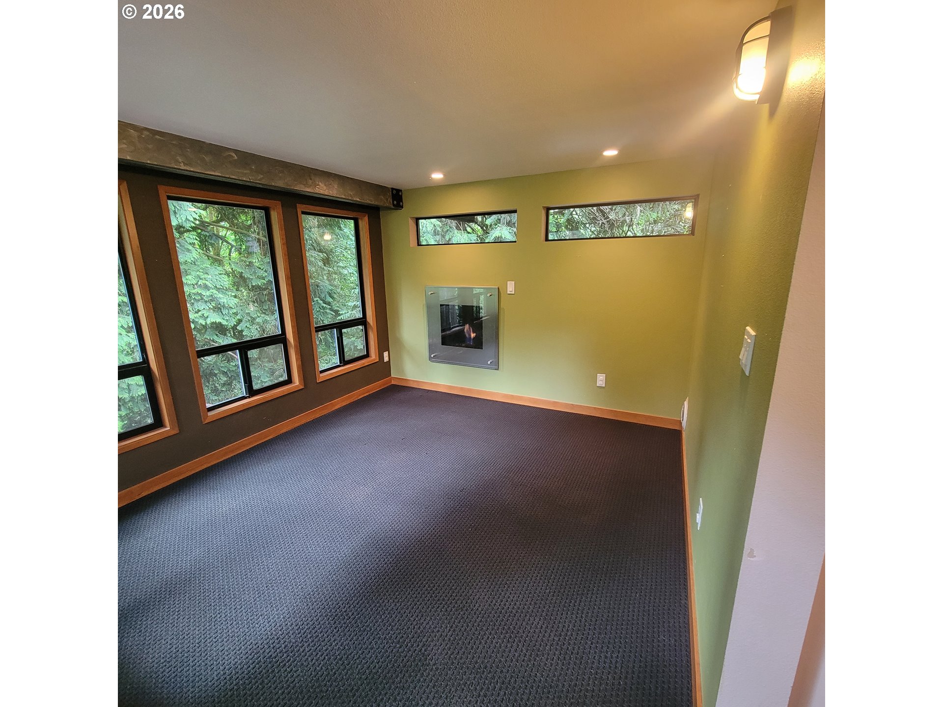 755 Southwest Chestnut Street Portland, OR 97219 - Photo 38 of 39