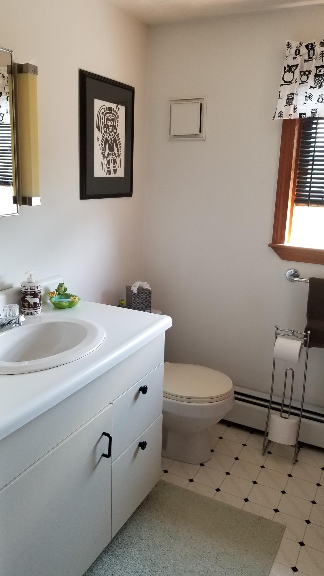 569 East Benton Road Waterville, ME 04901 - Photo 12 of 18 Bathroom up