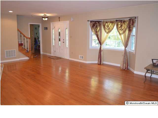 30 Randolph Road Freehold, NJ 07728 - Photo 3 of 13 Additional Photo