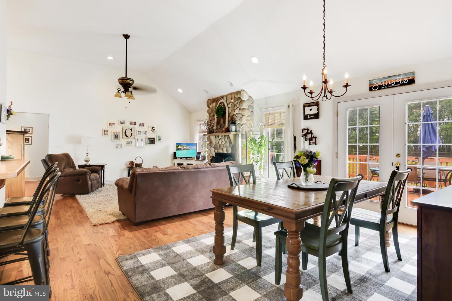 23287 Magnolia Hills Road Denton, MD 21629 - Photo 7 of 34 Dining area just off the kitchen and den