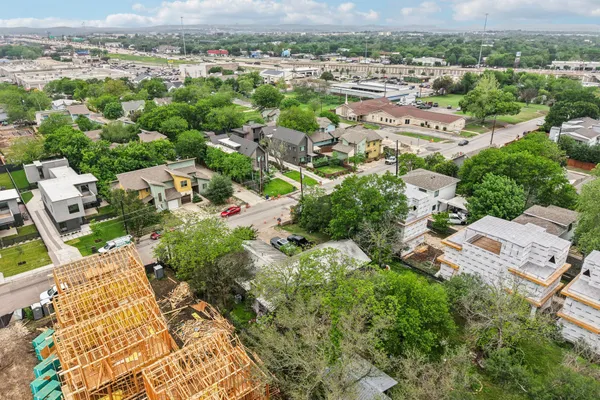$999,999 | 4411 Banister Lane, Austin, TX 78745