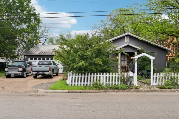 $999,999 | 4411 Banister Lane, Austin, TX 78745