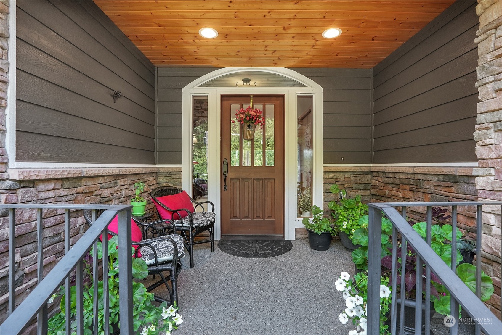 257 South Camano Ridge Road Camano Island, WA 98282 - Photo 4 of 40 Gallery Image 4