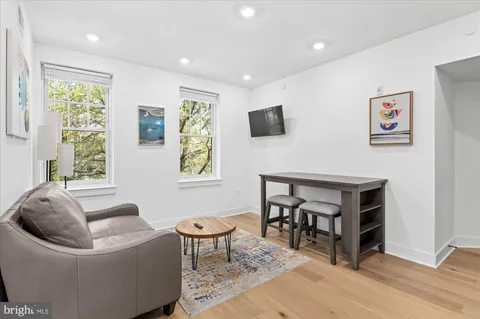 $2,550 | 2869 28th Street Northwest, Unit 202, Washington, DC 20008