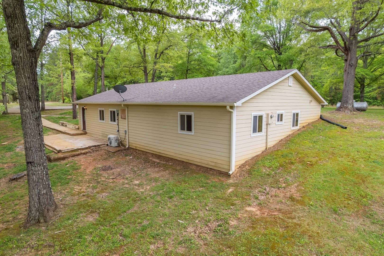 1090 Verles King Road Medon, TN 38356 - Photo 3 of 24 Photo 3