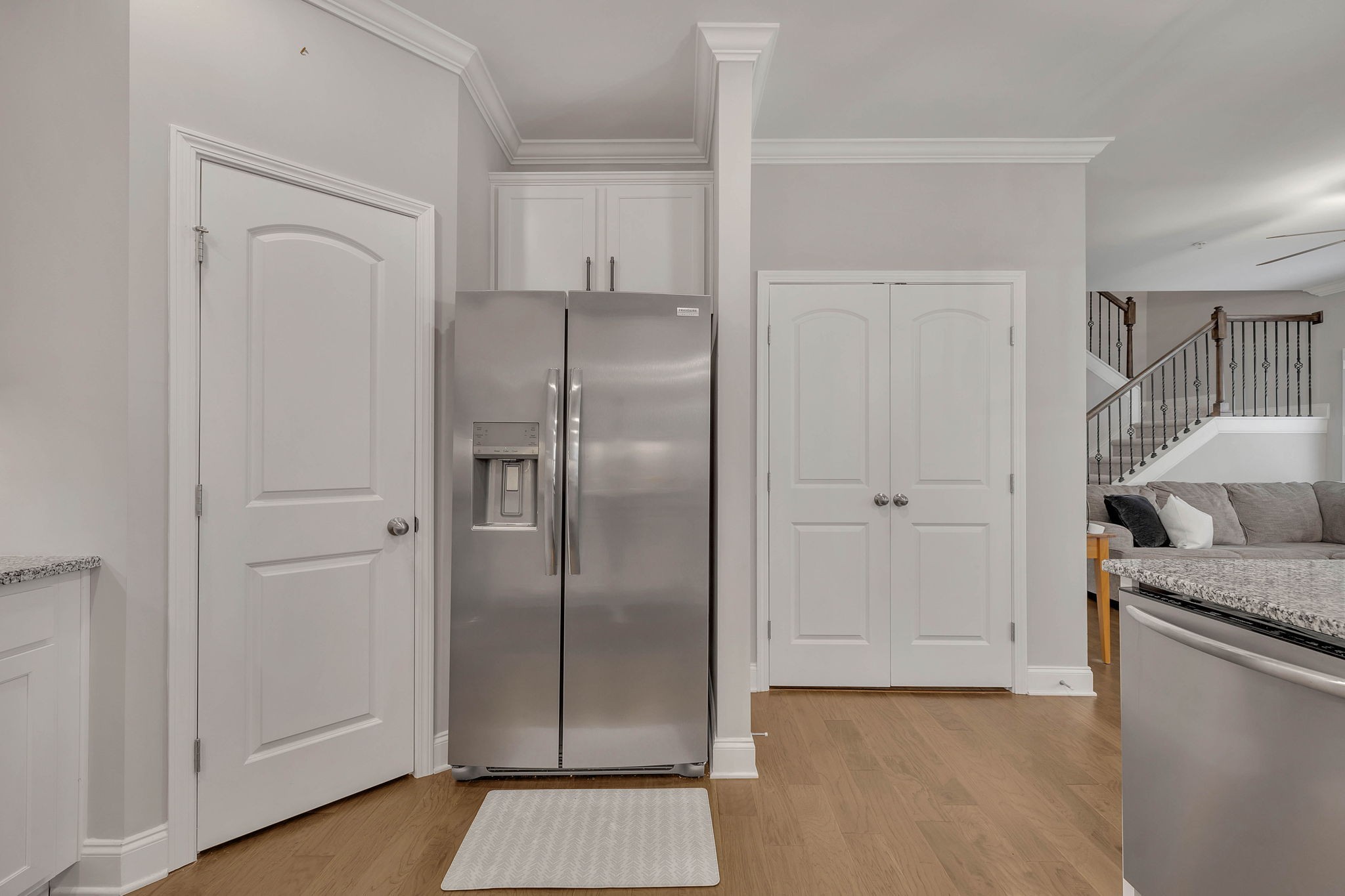 342 Buckner Cir Mount Mount Juliet, TN 37122 - Photo 16 of 40 a kitchen with granite countertop a refrigerator and a stove top oven