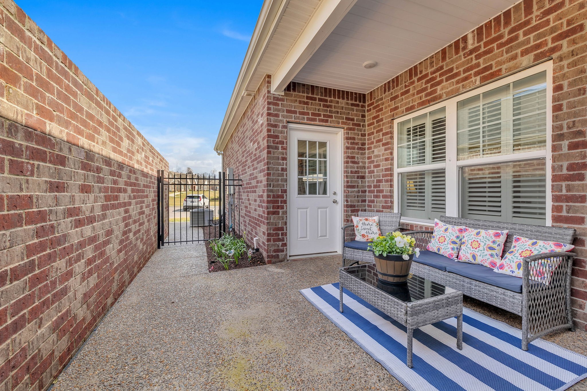 342 Buckner Cir Mount Mount Juliet, TN 37122 - Photo 35 of 40 a view of balcony with furniture