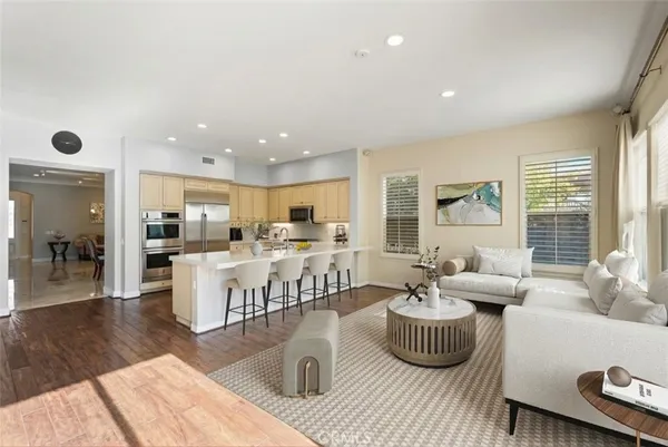 $1,749,900 | 20356 VÃa Cellini, Porter Ranch, CA 91326