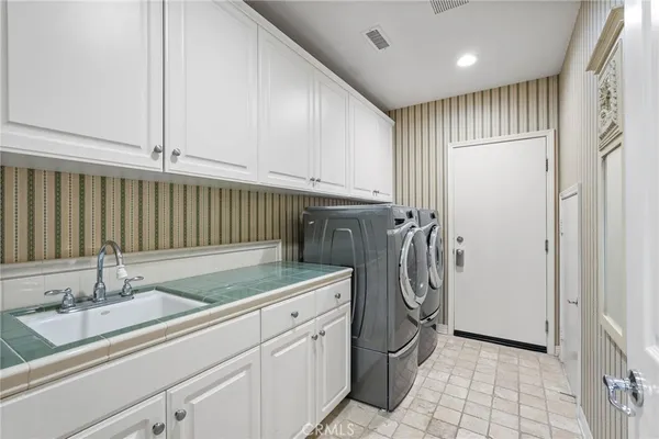 $1,749,900 | 20356 VÃa Cellini, Porter Ranch, CA 91326