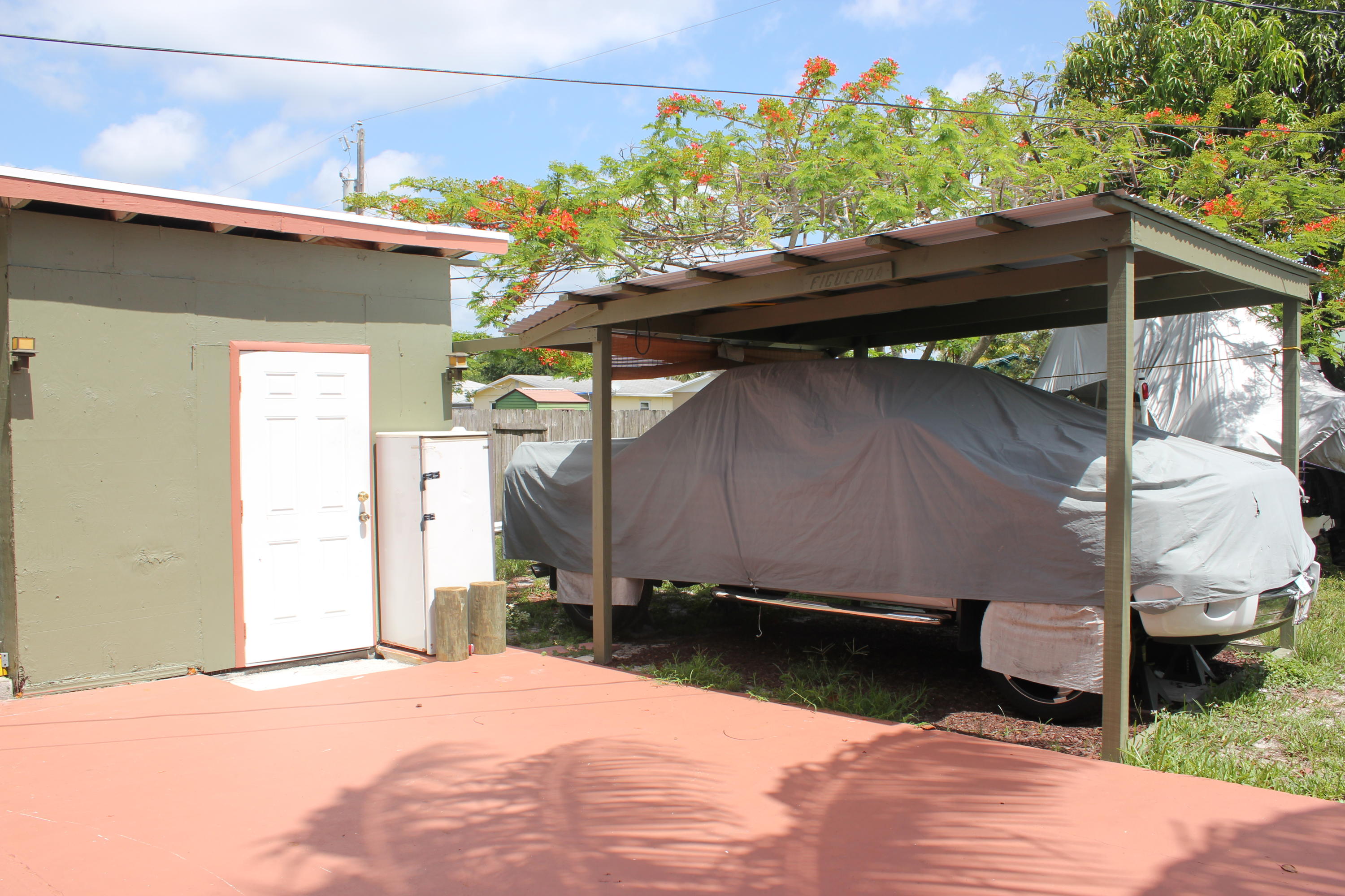 207 3rd Street Jupiter, FL 33458 - Photo 20 of 28 Workshop