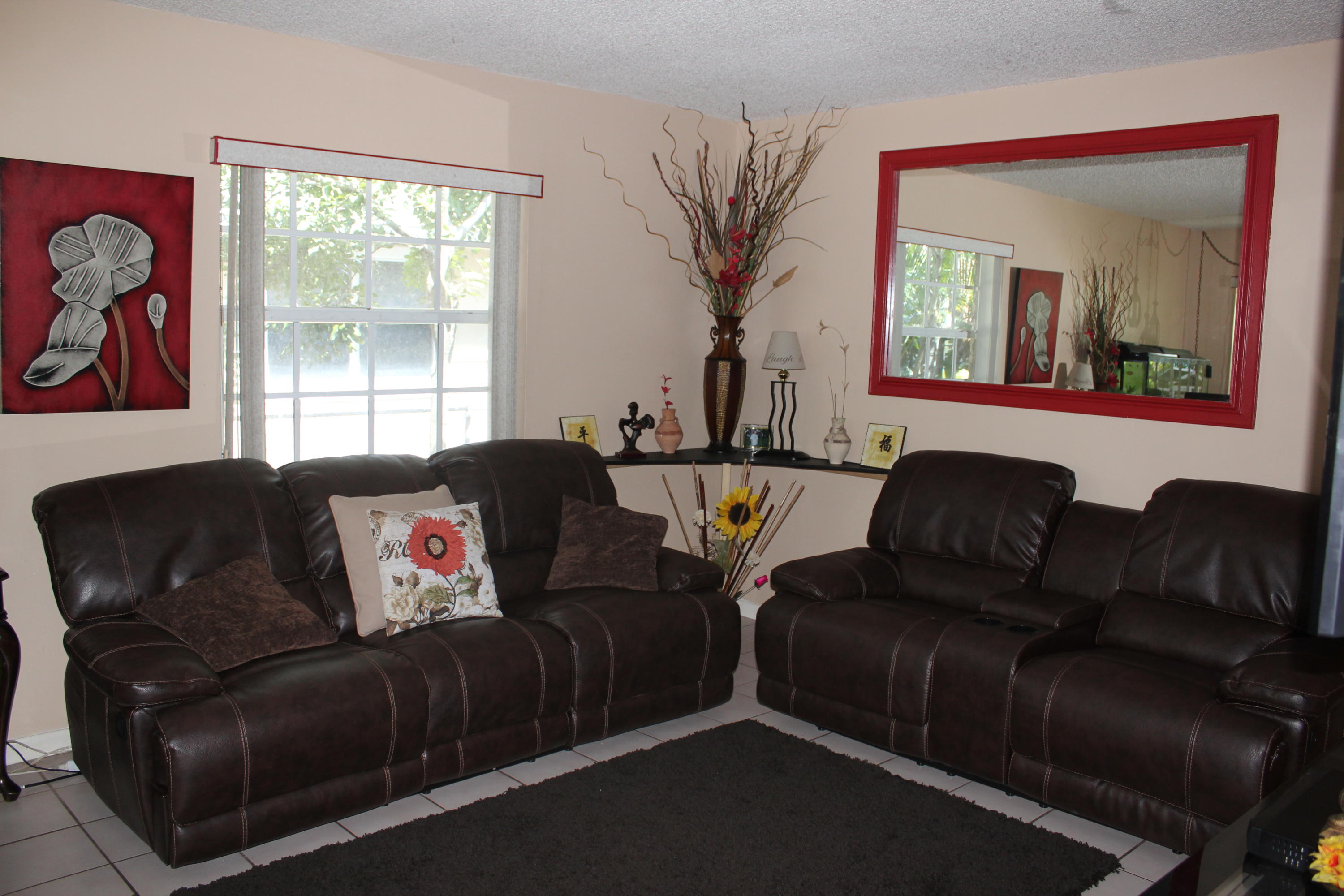 207 3rd Street Jupiter, FL 33458 - Photo 2 of 28 Living room