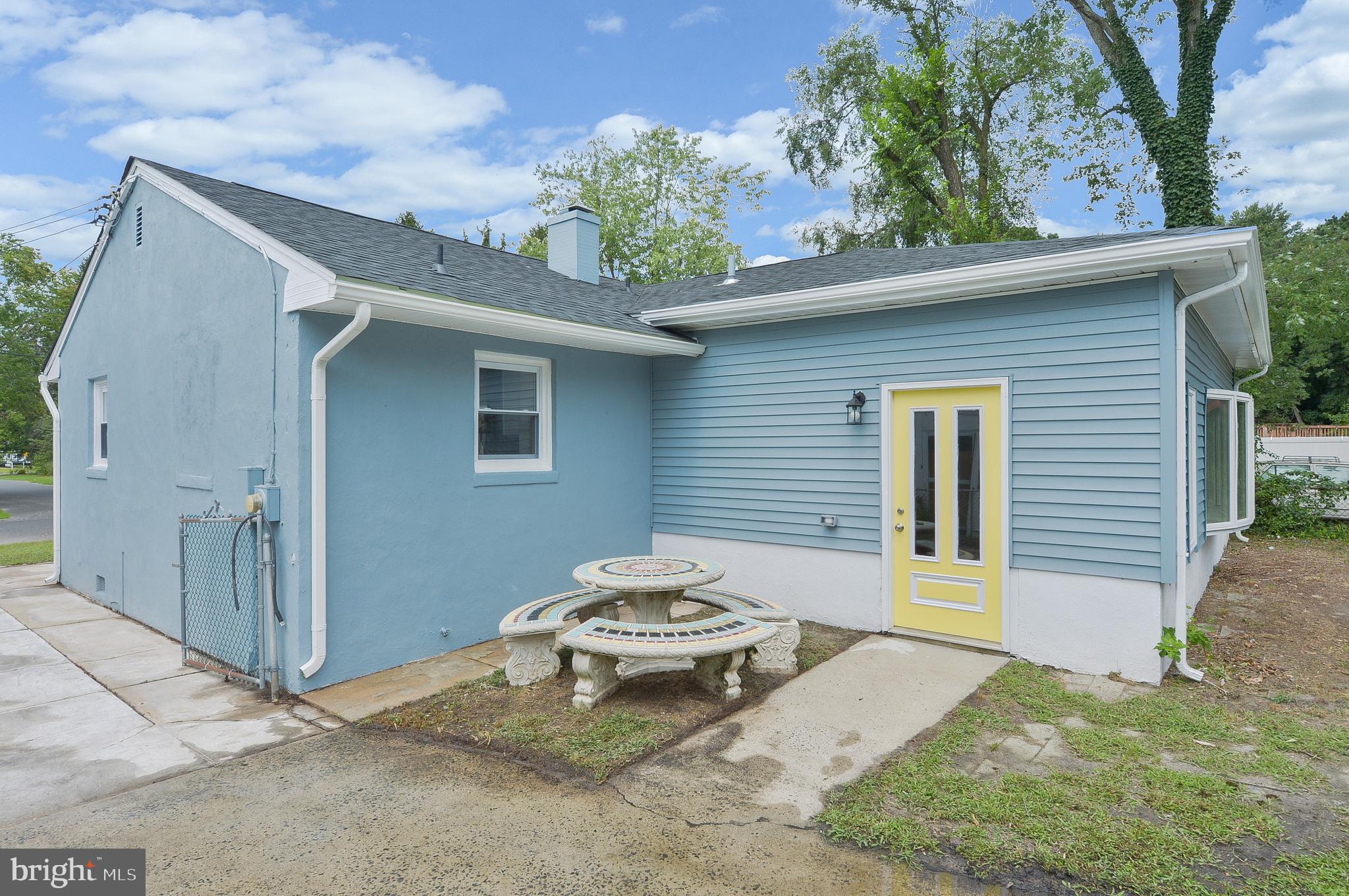 92 Atlantic Avenue Clementon, NJ 08021 - Photo 4 of 26 Gallery Image 4