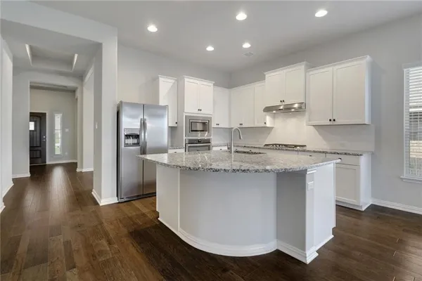 $2,200 | 624 Peregrine Way, Leander, TX 78641
