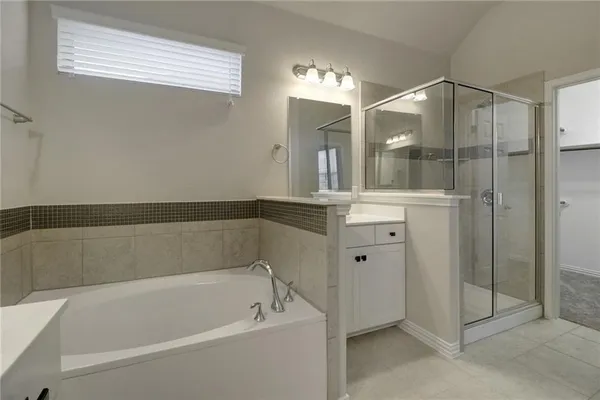 $2,200 | 624 Peregrine Way, Leander, TX 78641