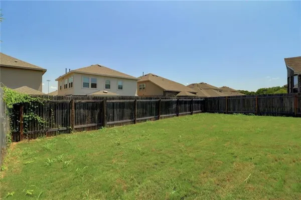 $2,200 | 624 Peregrine Way, Leander, TX 78641