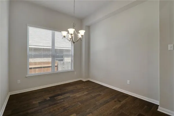 $2,200 | 624 Peregrine Way, Leander, TX 78641