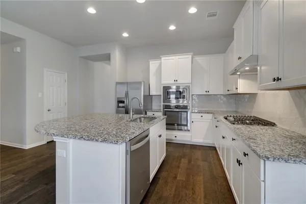 $2,200 | 624 Peregrine Way, Leander, TX 78641