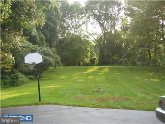 9 Hidden Spring Circle Newtown Square, PA 19073 - Photo 5 of 12 Exterior Side
