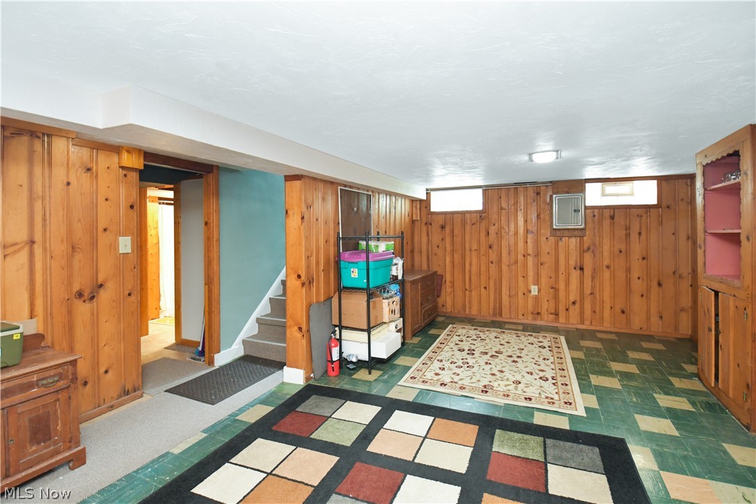 24587 Chardon Road Cleveland, OH 44143 - Photo 11 of 14 Gallery Image 11