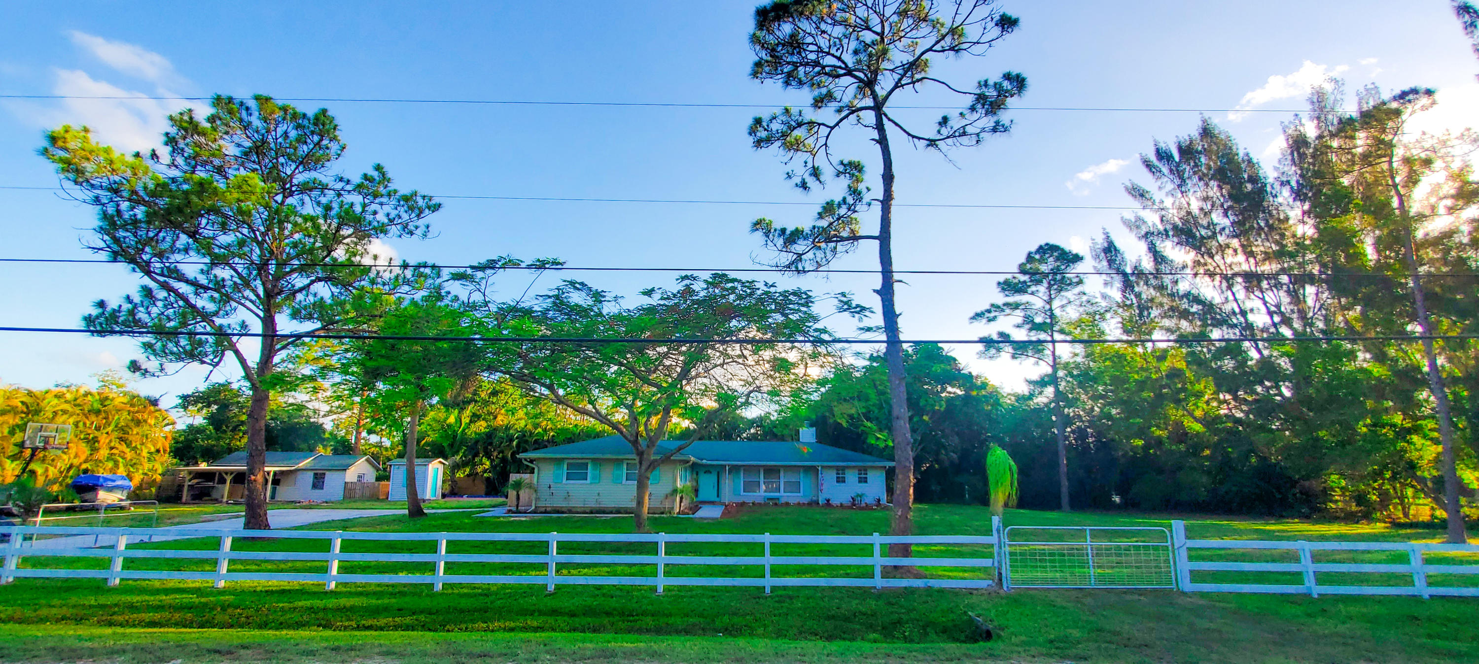 12031 175th Road North Jupiter, FL 33478 - Photo 1 of 20 House Font