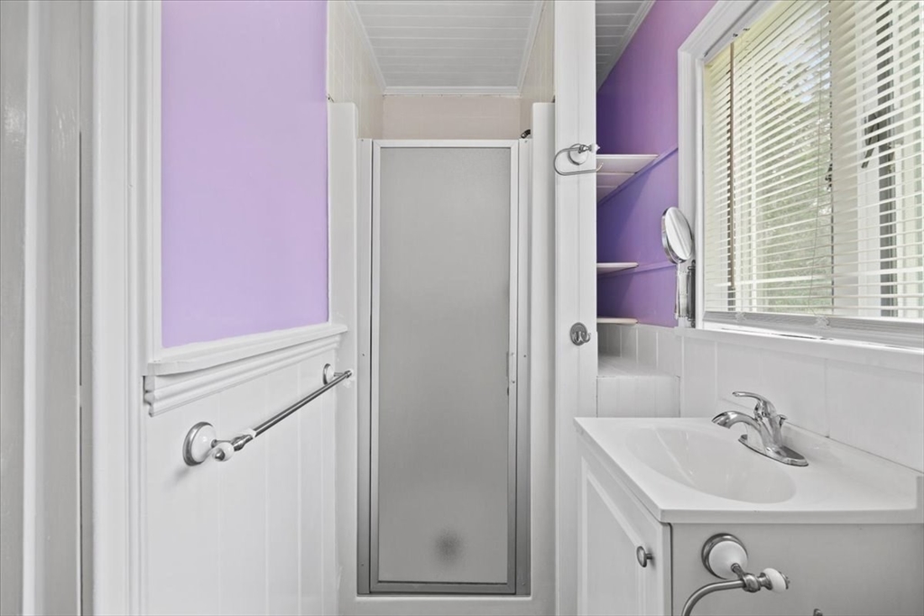 17 Buzzards Bay Avenue Bourne, MA 02532 - Photo 13 of 30