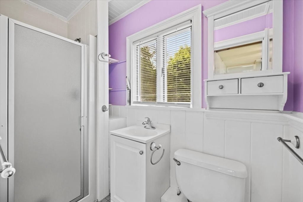 17 Buzzards Bay Avenue Bourne, MA 02532 - Photo 14 of 30